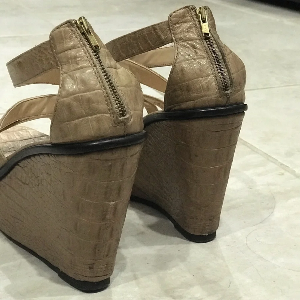 Talbots tan platforms shoes wedges heels size 6